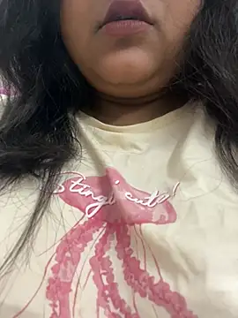 smile pretty online show from February 2026 05:35:02 PM