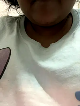 smile pretty online show from October 2025 02:42:02 PM