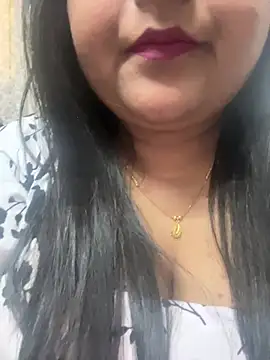 smile pretty online show from February 2025 04:54:01 AM