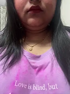 smile pretty online show from March 2025 06:23:02 PM