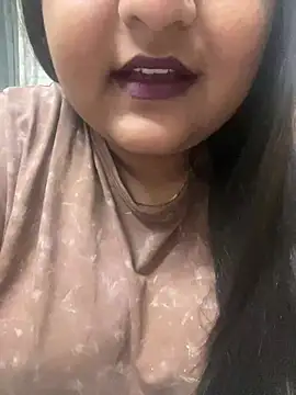 smile pretty online show from February 2025 09:15:02 PM