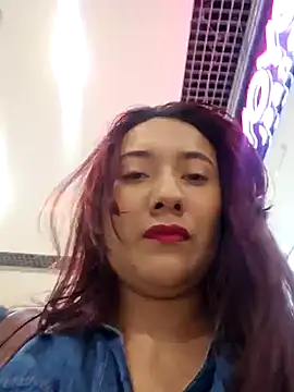 Snapshot of Blushing_Katy chatting on January 2025 11:39:02 PM Blushing Katy online show from January 2025 11:39:02 PM