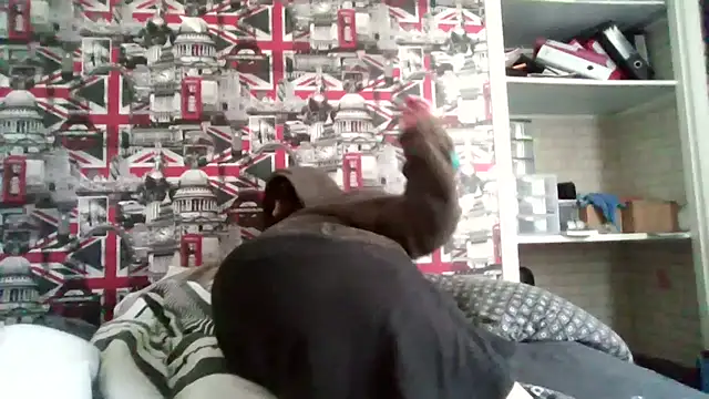 Lynylou online show from September 2025 08:31:01 AM