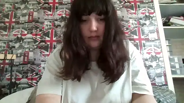 Lynylou online show from September 2025 11:16:02 AM