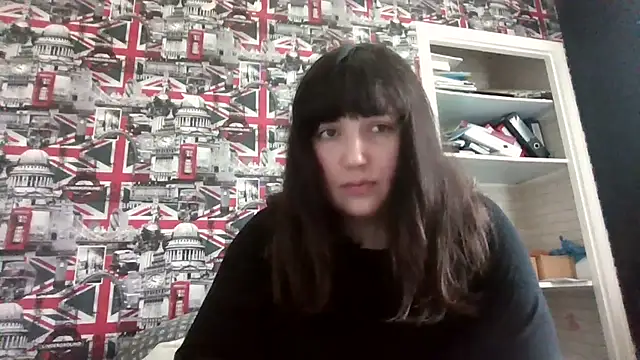 Lynylou online show from September 2025 11:05:01 AM