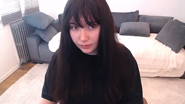 Lynylou online show from February 2025 11:39:01 AM