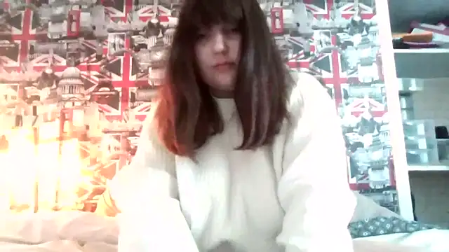Lynylou online show from October 2025 08:41:01 AM