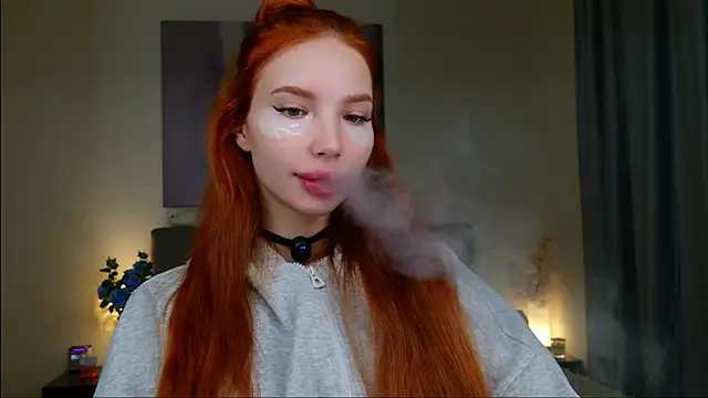 JudyWalkerr online show from November 2025 03:28:02 AM