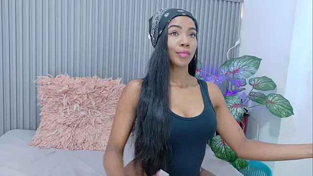 Snapshot of paula__cruzz chatting on April 2026 08:43:01 PM paula cruzz online show from April 2026 08:43:01 PM