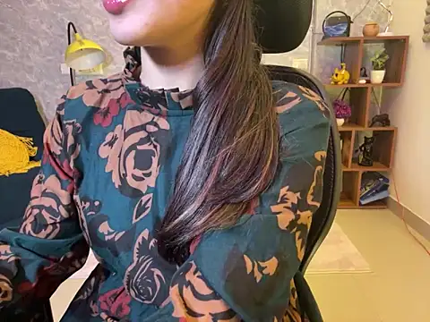 Snapshot of MidnightFlame chatting on February 2025 07:35:02 PM MidnightFlame online show from February 2025 07:35:02 PM