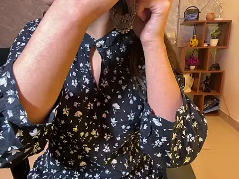 Snapshot of MidnightFlame chatting on February 2025 03:59:02 PM MidnightFlame online show from February 2025 03:59:02 PM