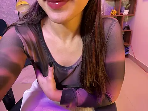 Snapshot of MidnightFlame chatting on February 2025 08:14:02 PM MidnightFlame online show from February 2025 08:14:02 PM