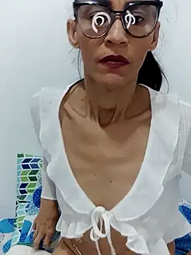 Snapshot of BarbaraMature chatting on December 2025 02:08:02 PM BarbaraMature online show from December 2025 02:08:02 PM