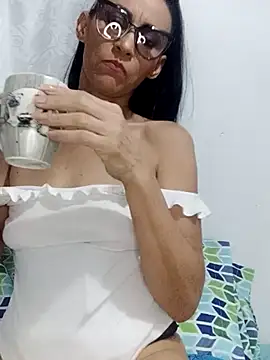 Snapshot of BarbaraMature chatting on November 2025 05:50:01 PM BarbaraMature online show from November 2025 05:50:01 PM