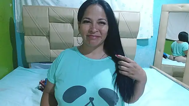 Snapshot of Stefanny_Taylor_ chatting on November 2025 02:55:02 AM Stefanny Taylor online show from November 2025 02:55:02 AM