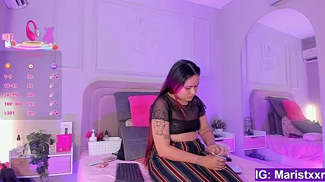 Maristxxr online show from November 2025 07:36:01 PM