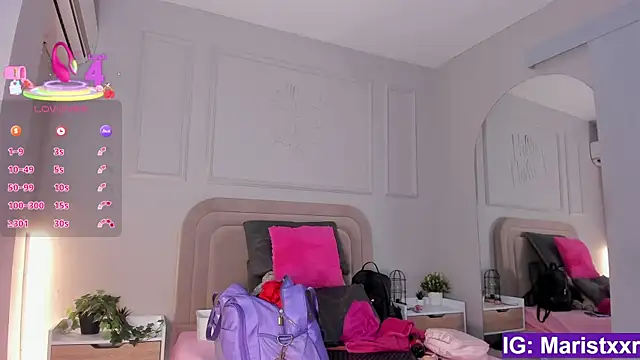 Maristxxr online show from November 2025 07:40:01 PM