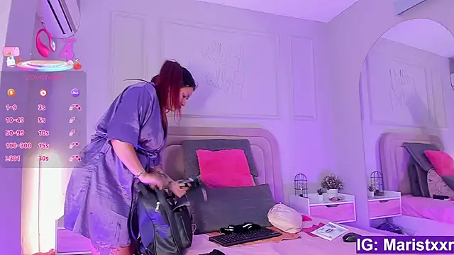 Maristxxr online show from December 2025 07:52:01 PM