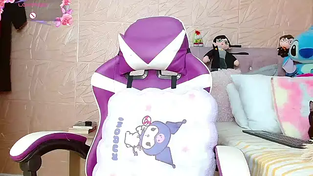 Snapshot of kendallsweet7 chatting on November 2025 07:40:01 PM kendallsweet7 online show from November 2025 07:40:01 PM