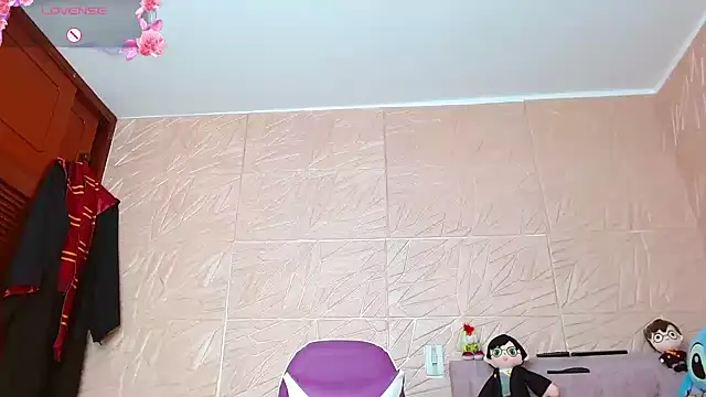 Snapshot of kendallsweet7 chatting on November 2025 07:50:02 PM kendallsweet7 online show from November 2025 07:50:02 PM