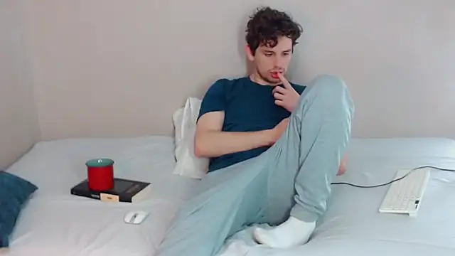 Elio555 online show from February 2025 01:41:02 AM