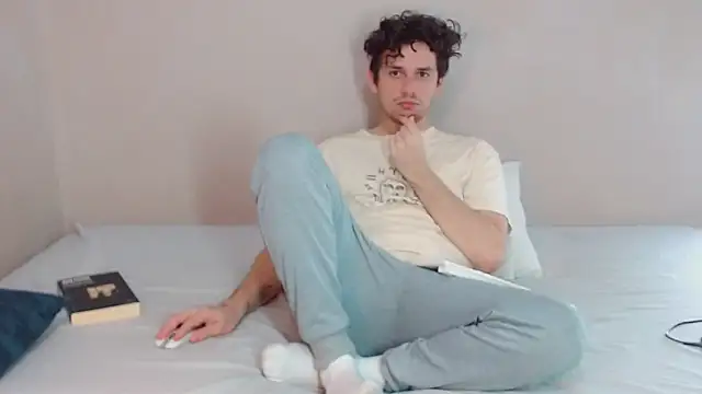 Elio555 online show from February 2025 01:11:01 AM