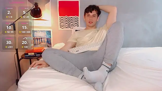 Elio555 online show from October 2025 01:13:01 AM