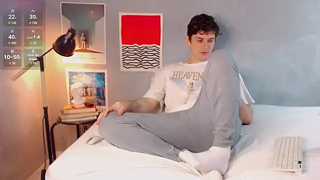 Elio555 online show from November 2025 03:39:01 PM