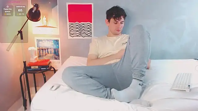 Elio555 online show from November 2025 05:51:02 PM