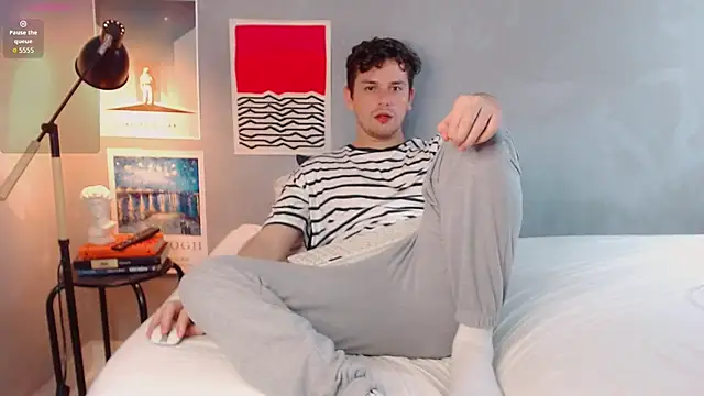 Elio555 online show from November 2025 12:14:02 AM