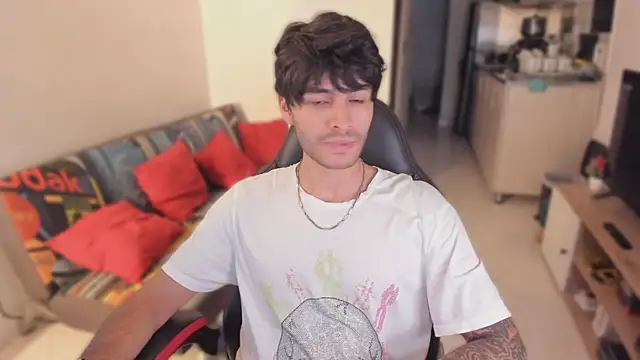 justin stark7 online show from November 2025 10:14:01 PM