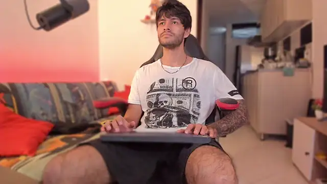 justin stark7 online show from November 2025 09:26:02 PM