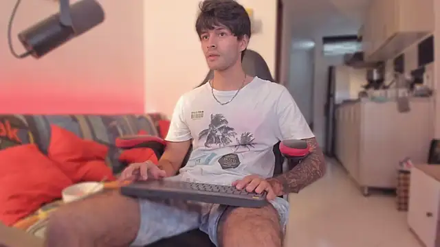 justin stark7 online show from November 2025 09:41:01 PM