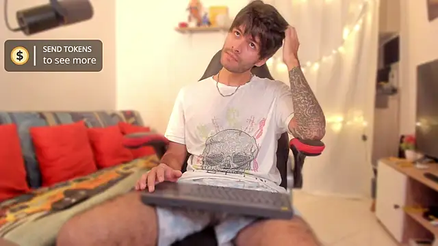 justin stark7 online show from December 2025 09:25:02 PM