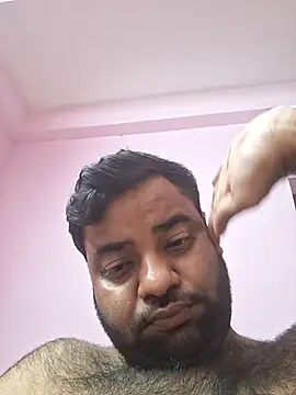 Rmoeo92 online show from July 2026 06:56:01 PM