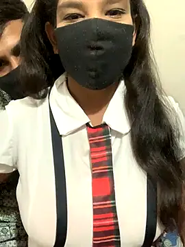 hottiess69 online show from October 2025 04:38:02 PM