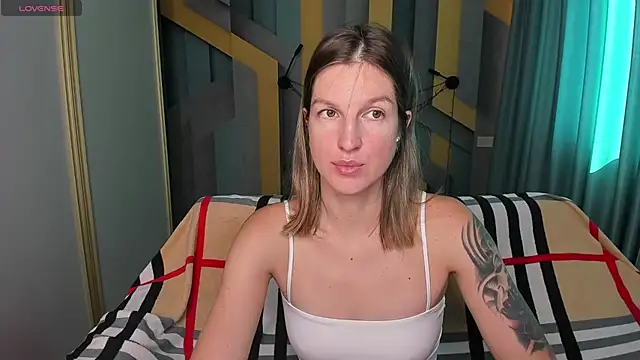 EmilyWalkeri online show from September 2025 06:59:01 AM