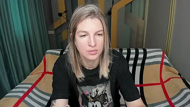 EmilyWalkeri online show from December 2025 07:07:02 AM