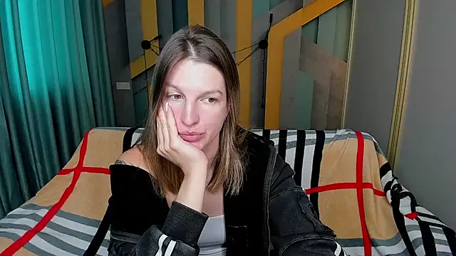 EmilyWalkeri online show from November 2025 08:42:02 AM