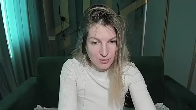 EmilyWalkeri online show from April 2026 06:53:01 AM