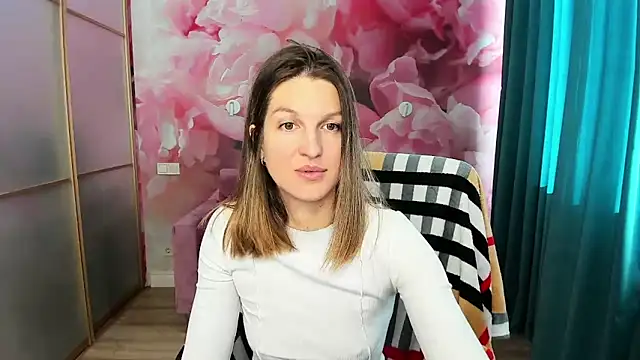 EmilyWalkeri online show from October 2025 08:37:02 AM