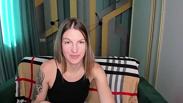 EmilyWalkeri online show from September 2025 07:25:01 AM