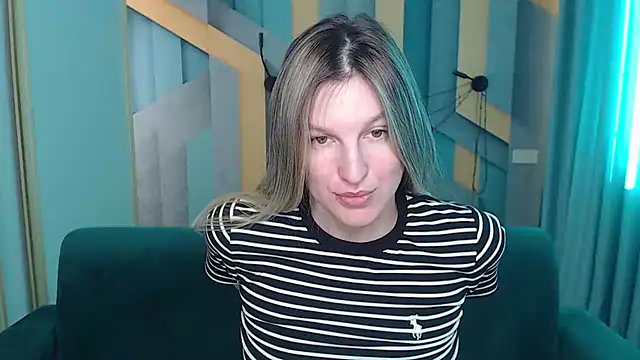 EmilyWalkeri online show from March 2026 08:07:02 AM