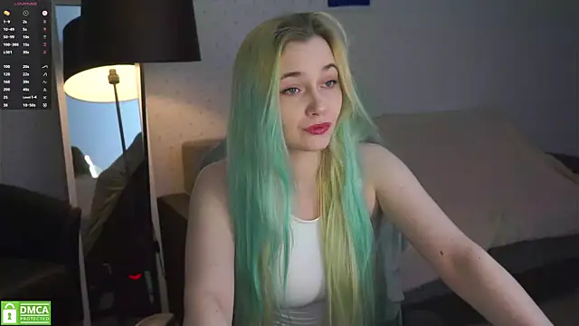 Lisa 003 online show from October 2025 08:01:01 PM