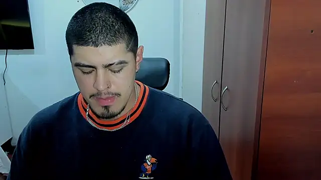 Baltazar Dupont online show from October 2025 03:05:02 AM