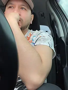 Clu0 online show from April 2026 07:28:02 PM