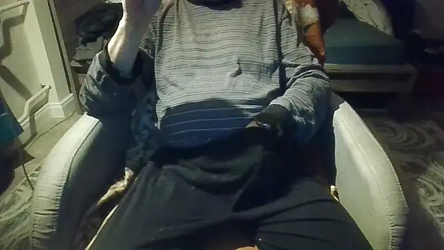 Snapshot of Sammy1660 chatting on January 2025 12:48:01 AM Sammy1660 online show from January 2025 12:48:01 AM