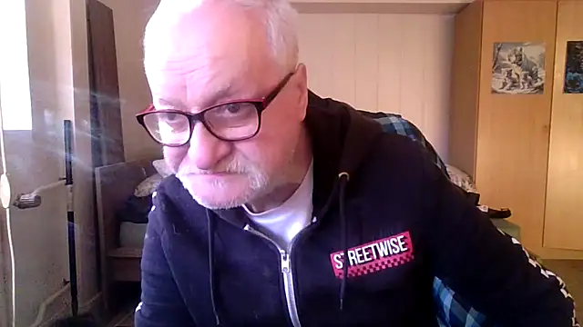 Sammy1660 online show from March 2026 04:41:01 PM