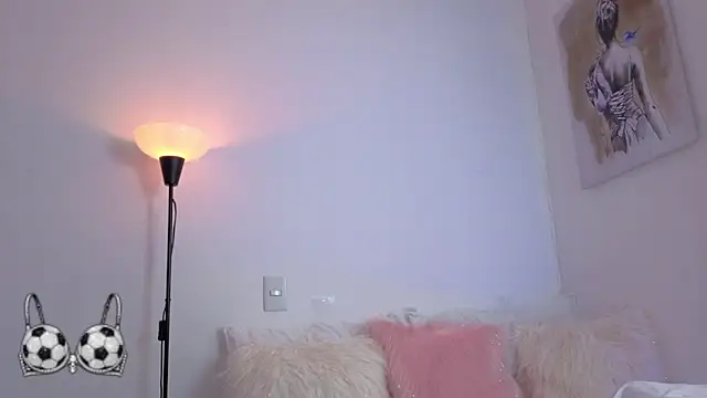 Snapshot of Cristel_Boom chatting on June 2026 02:39:02 PM Cristel Boom online show from June 2026 02:39:02 PM