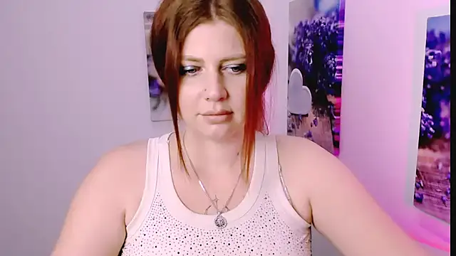 Lizzy Love online show from November 2025 01:56:01 PM